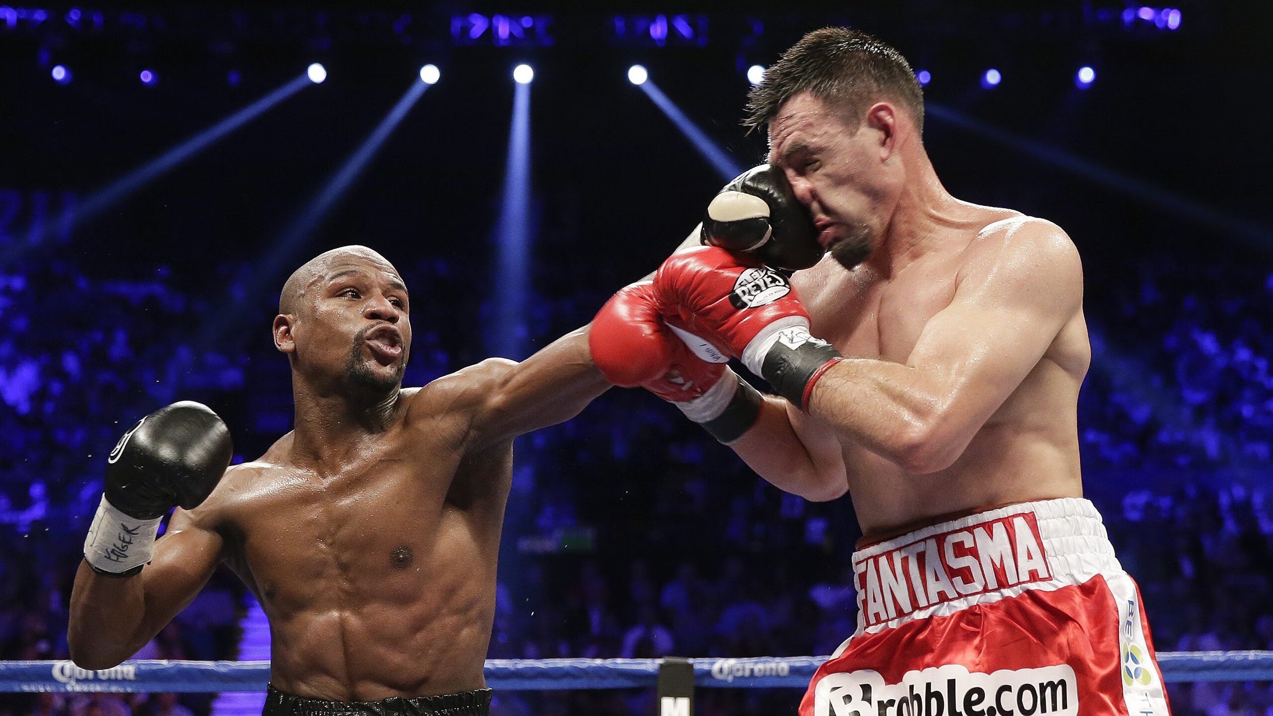 河床与独立队争夺积分榜优势,河床队对青年人